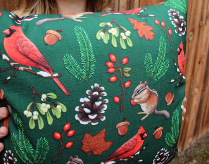 A closeup of the zipper on the winter foraging pillow. The pillow case is removable and machine washable.