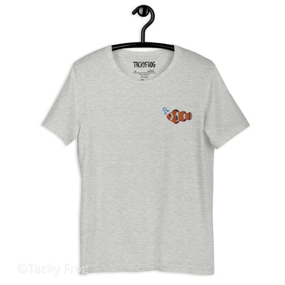 A mockup of the clownfish shirt in the color "Athletic Heather".